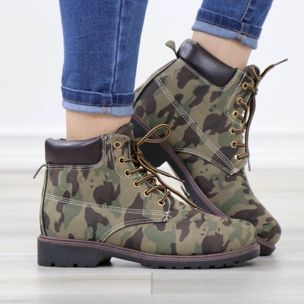 Women's Camouflage Combat Lace-up Ankle Boots Low Heel Casual Short Booties - Picture 2 of 12